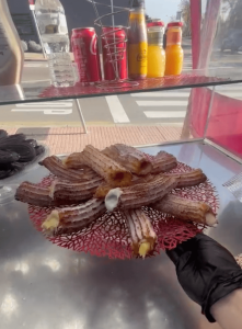 Surtido de churros chocolate y crema